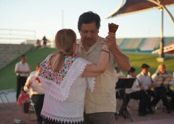 Invita Dirección de Turismo a disfrutar viernes de “Danzón y Fiesta”