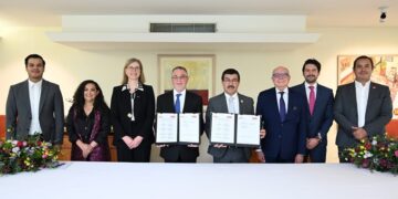 La UAT y Woodside Petróleo México celebran convenio de colaboración académica y científica