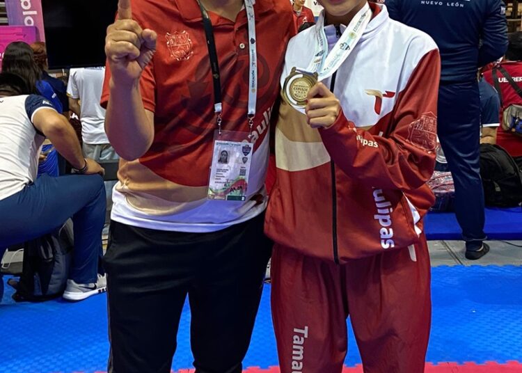 Laura Melisa, karateca de la UAT, es campeona nacional