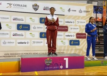 Laura Melisa, karateca de la UAT, es campeona nacional