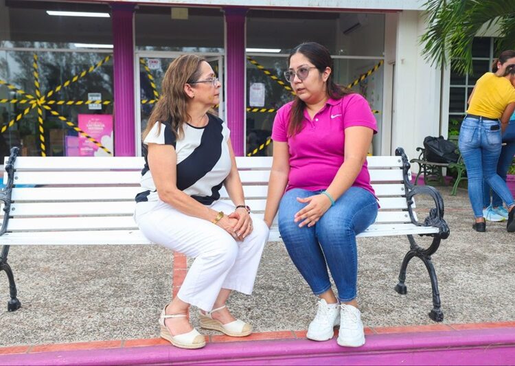 Lleva a cabo voluntariado juvenil del DIF la colecta “Alegría en Cada Regalo”