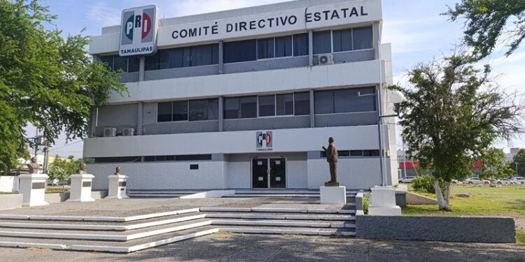 PRI fue demandado laboralmente por sus propios ex trabajadores