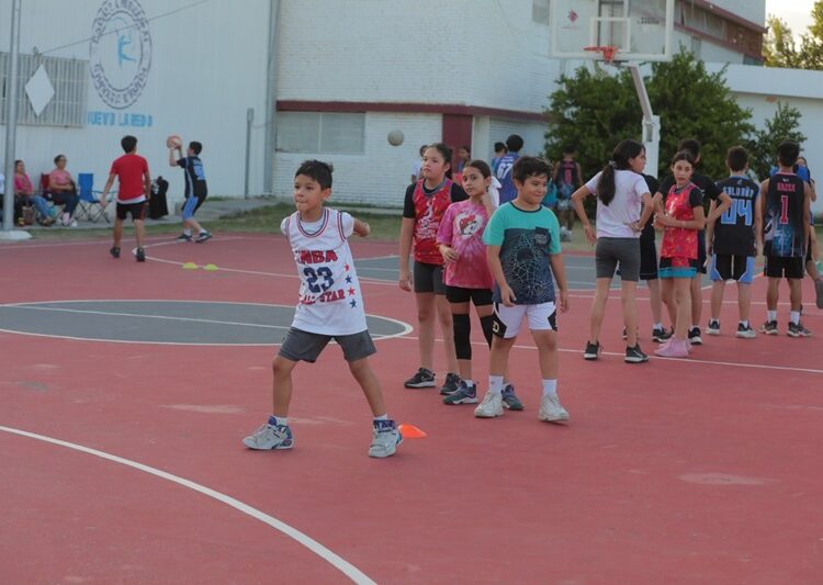 Promueve Gobierno de NLD la activación física durante vacaciones con campamentos de verano deportivos