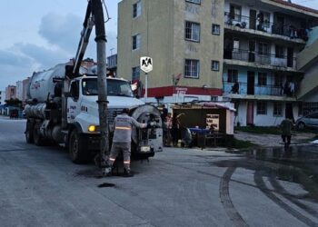 Proporciona COMAPA Altamira mantenimiento a líneas generales de drenaje