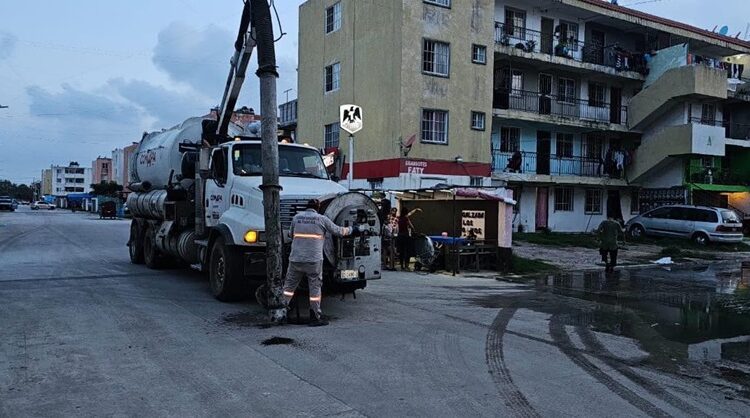 Proporciona COMAPA Altamira mantenimiento a líneas generales de drenaje