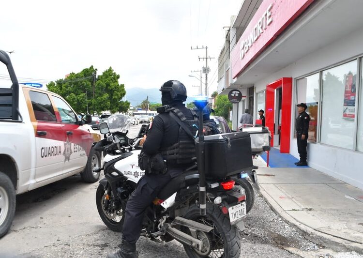 Proximidad de la Guardia Estatal en bancos y zonas peatonales preserva seguridad en vacaciones