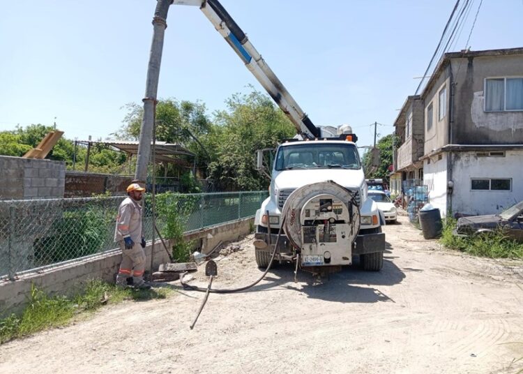 Realiza COMAPA Altamira sondeos en líneas de drenaje en diferentes colonias