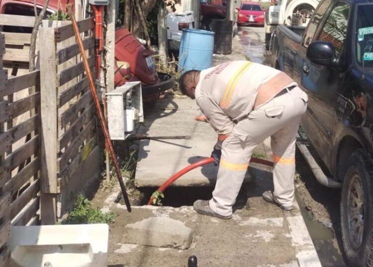 Realiza COMAPA Altamira sondeos en líneas de drenaje en diferentes colonias