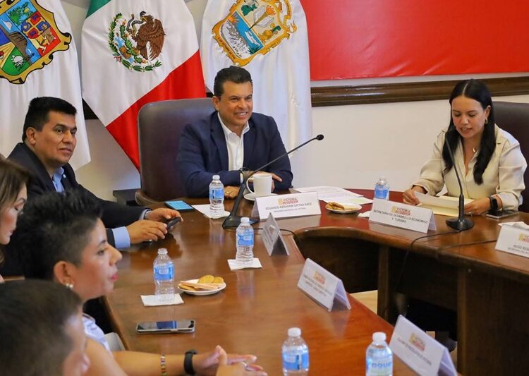 Reconoce Cónsul de Honduras trabajo de Gattás en Victoria