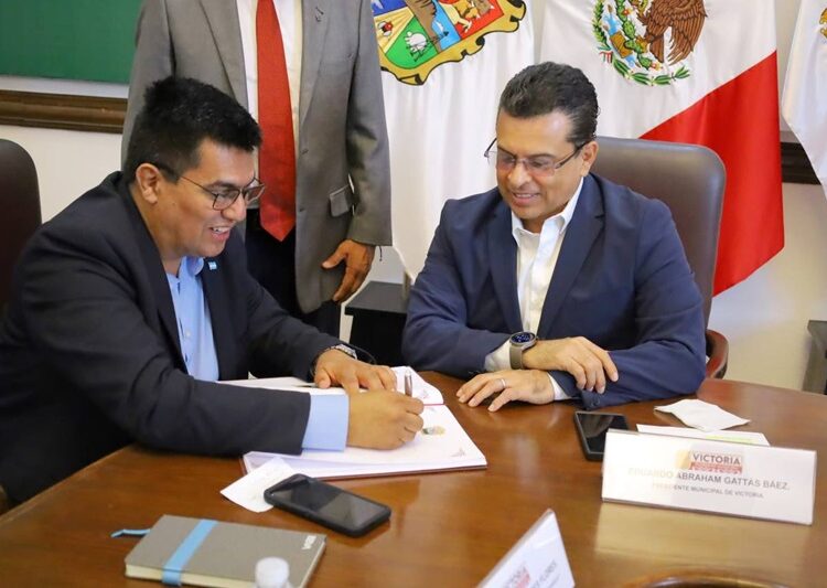 Reconoce Cónsul de Honduras trabajo de Gattás en Victoria