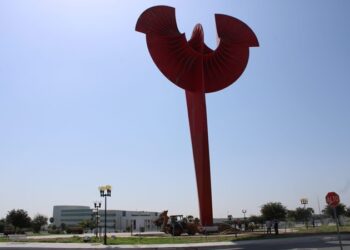 Restaura Obras Públicas Águila del Bicentenario