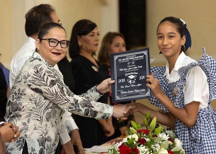 “Seguiremos trabajando para alcanzar los más altos desempeños y una mejor calidad de vida”: Lucía Aimé