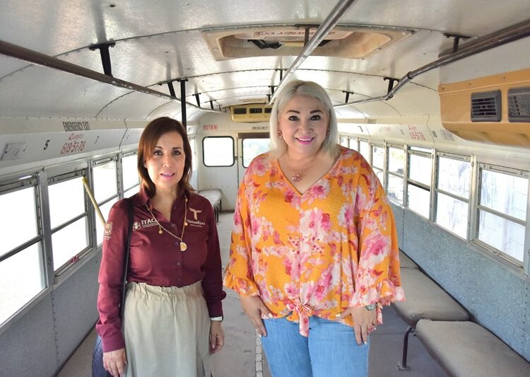 Dona Secretaría de Finanzas autobús escolar al ITACE