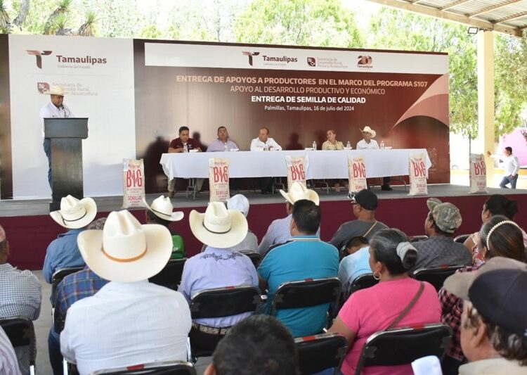 Reciben productores de Palmillas semilla de maíz