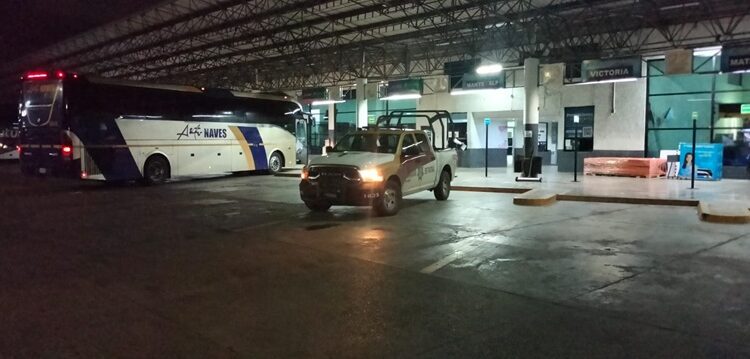 Mantiene Guardia Estatal proximidad en centrales de autobuses