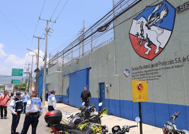 Sanciona Tránsito a empresa que infringió señalización vial