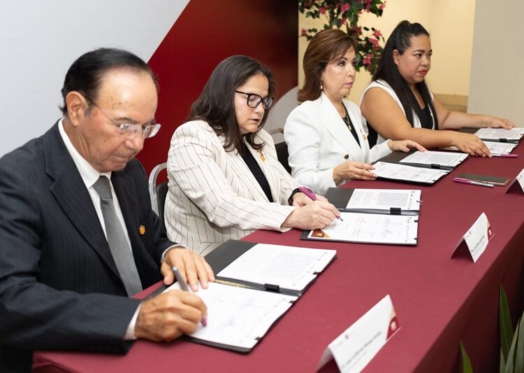 Secretaria de Educación atestiguó la firma del Convenio de Colaboración CRETAM, ITACE e ITABEC
