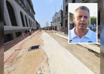 Supervisa Chucho Nader avance de conversión en vialidad de la Zona Centro