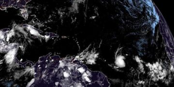 Tormenta tropical ‘Beryl’ se convirtió en huracán