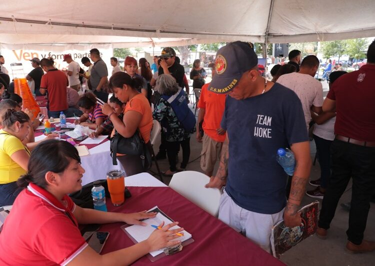 Vincula Gobierno de NLD a más de 6 mil personas con oportunidades laborales