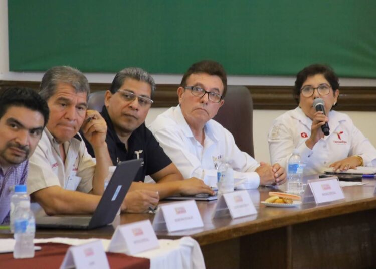 Acuerdan Municipio y Salud, hacer frente a enfermedades