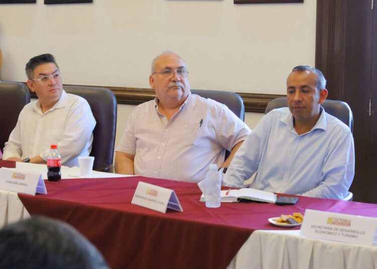 Acuerdan Municipio y Salud, hacer frente a enfermedades