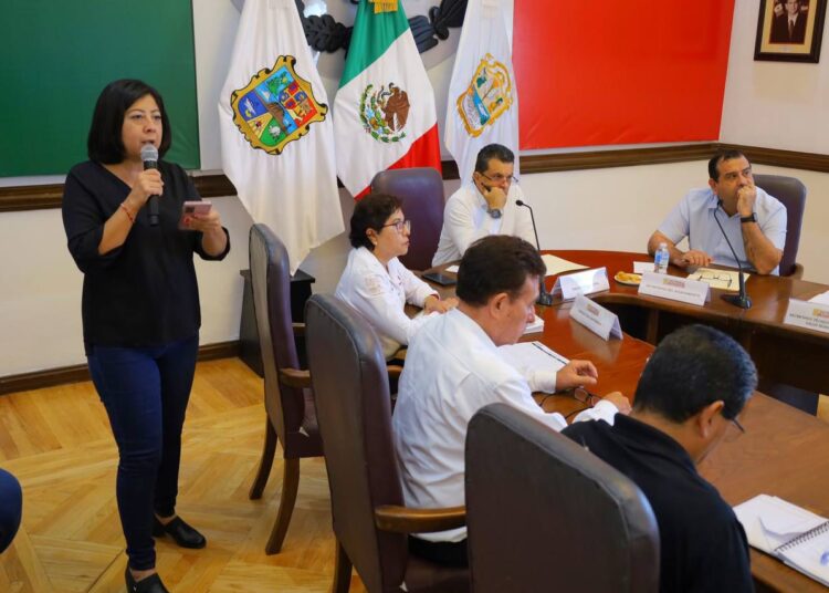 Acuerdan Municipio y Salud, hacer frente a enfermedades