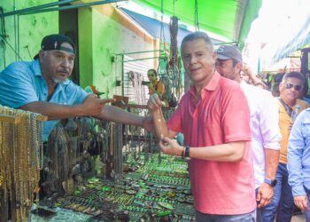 Renueva Chucho imagen urbana del histórico Callejón Reforma
