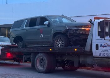 Guardia Estatal ubica bodega y asegurar vehículos mounstro