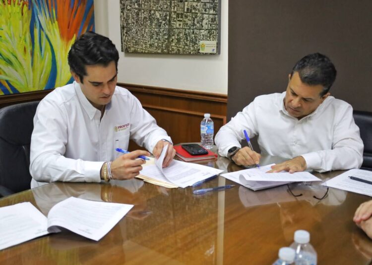 PROFECO y Victoria, firman convenio de colaboración