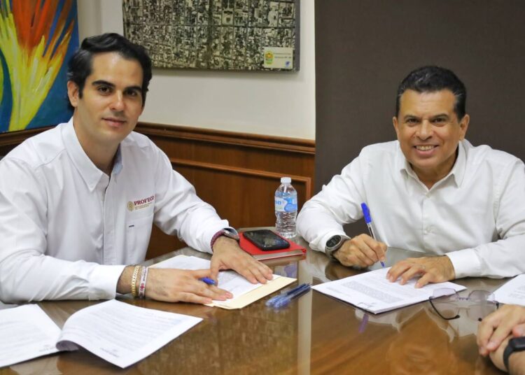 PROFECO y Victoria, firman convenio de colaboración