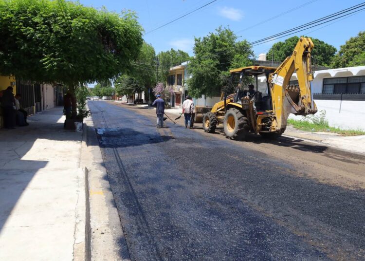 Por concluir obras de pavimentación en seis colonias de Victoria
