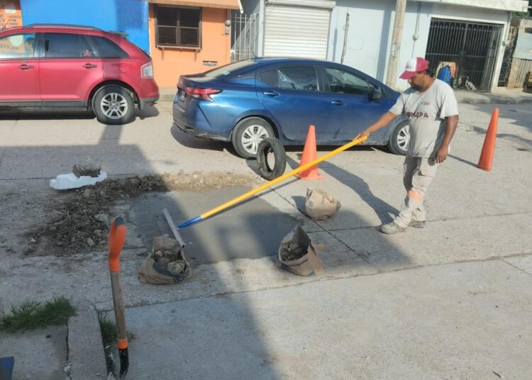 Restaura COMAPA Altamira pavimento en vialidades