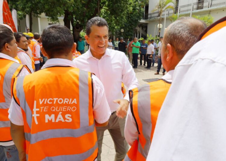 Lalo sigue iluminando Victoria, con más y mejor equipo