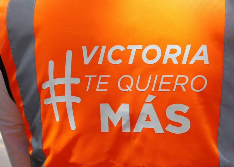 Lalo sigue iluminando Victoria, con más y mejor equipo