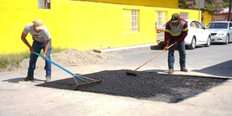 Servicios Públicos Primarios en NLD atiende bacheo