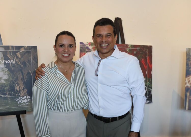 Invita Lalo a quedarse en Victoria y disfrutarlo en familia.