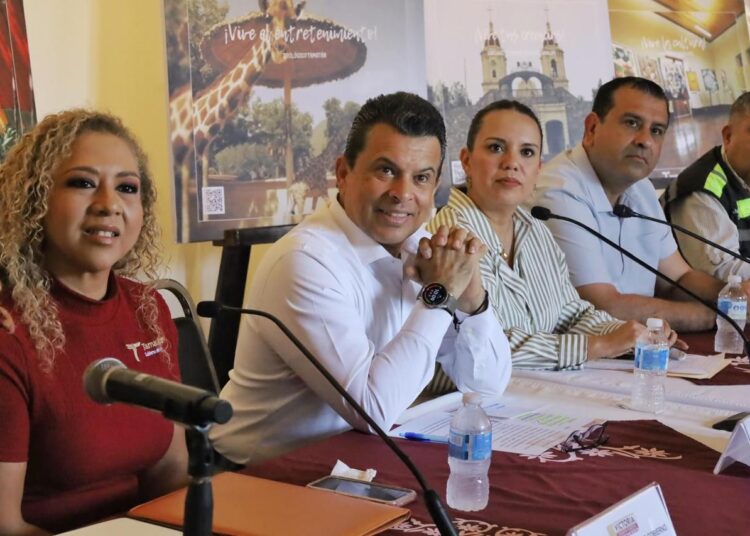 Invita Lalo a quedarse en Victoria y disfrutarlo en familia.