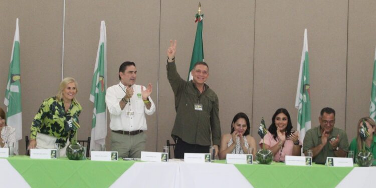 Geño, al nacional del PVEM