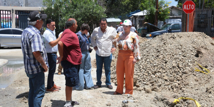 Supervisa Carmen Lilia avance de obras en NLD