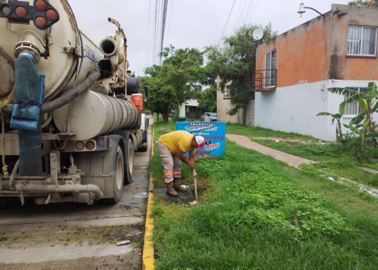Desazolva COMAPA Altamira registros en colonias y fraccionamientos