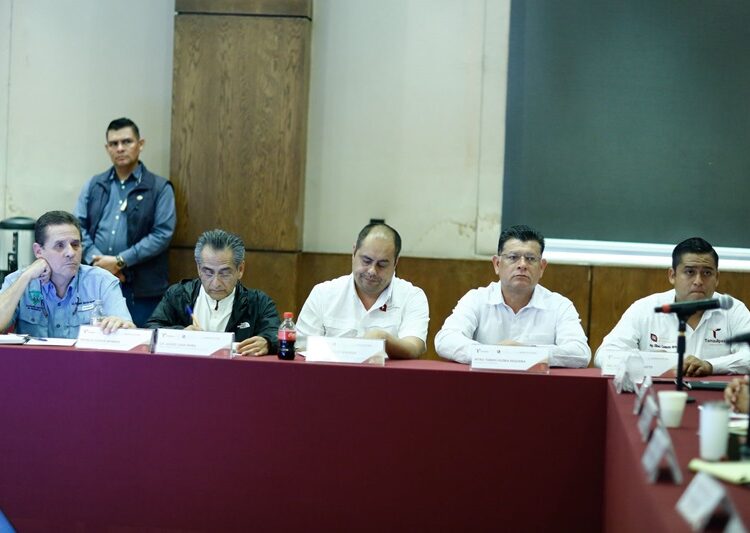 Anuncia Américo Villarreal apoyo adicional para productores de sorgo