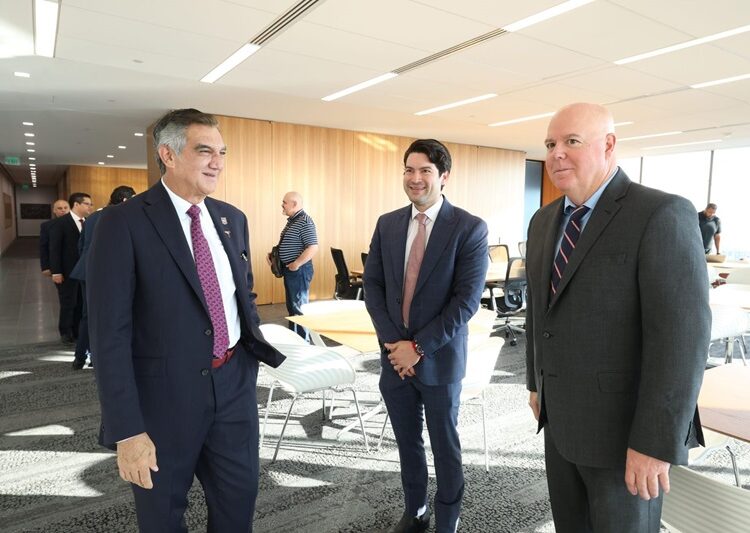 Fortalecen el gobernador AVA y Woodside Energy acuerdos para el bienestar social