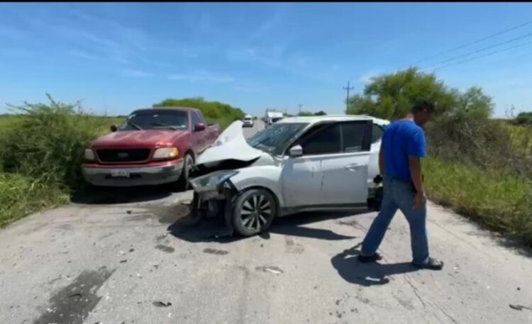 Fuerte accidente en carretera al Mezquital