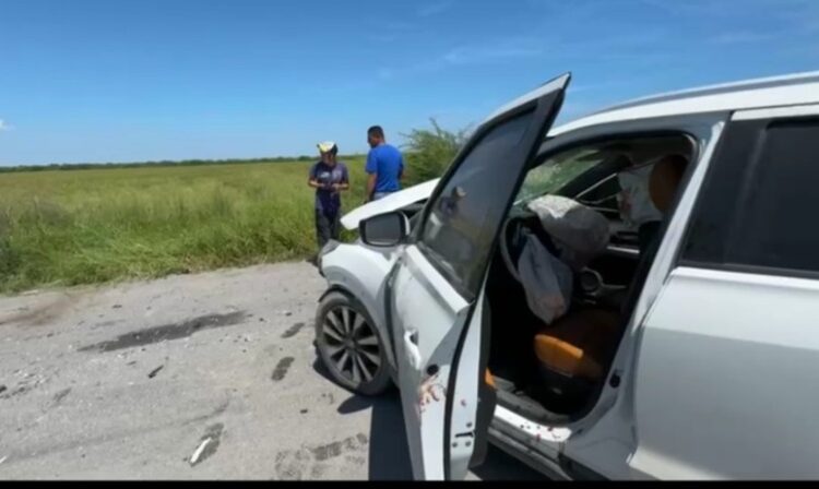 Fuerte accidente en carretera al Mezquital