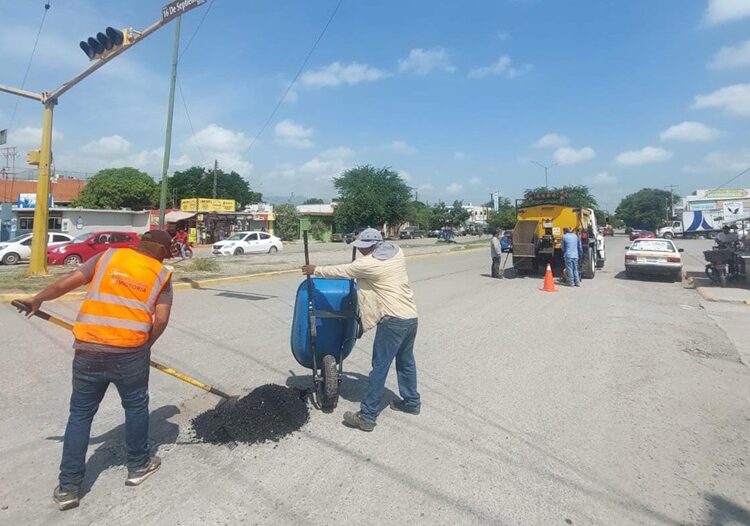Activan Estado y Municipio programa emergente de bacheo
