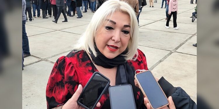 “Es Gratuita la Atención en las Oficinas Fiscales”: Adriana Lozano