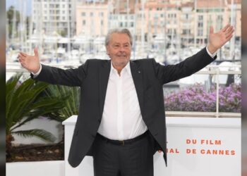 Israel ataca Gaza mientras Blinken viaja a la región para buscar un cese el fuego