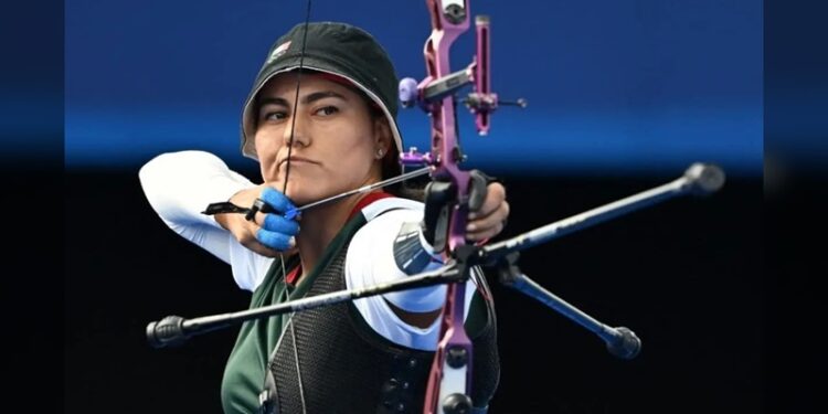 Mexicana Valencia denuncia reducción de beca pese a ganar medalla en los JO de París