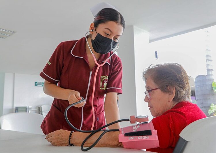 Atiende DIF Tamaulipas a más de 21 mil 800 adultos mayores en el estado